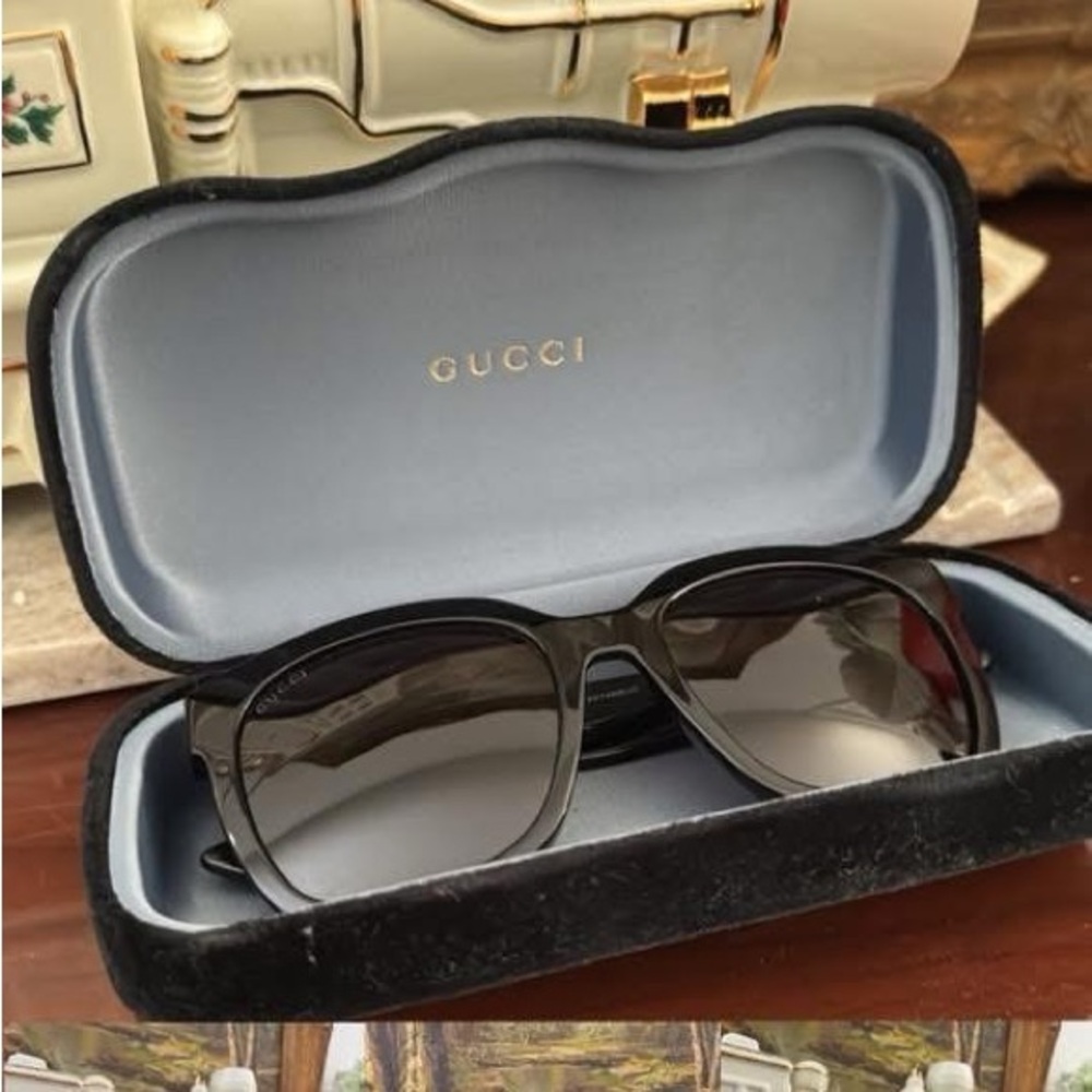 Gucci Black Sunglasses